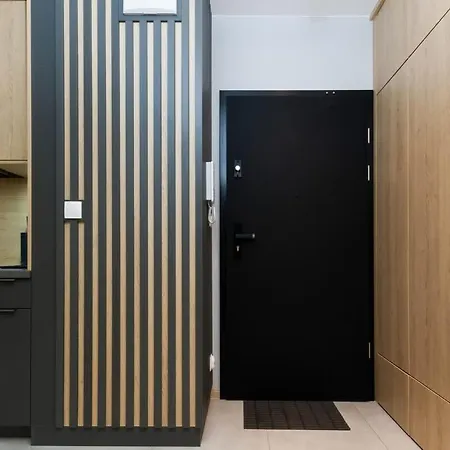 Luxury Front Park Sadowa With Terrace By Renters * 格但斯克