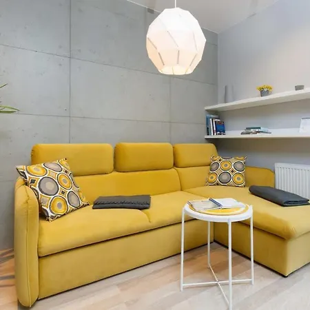 Luxury Front Park Sadowa With Terrace By Renters